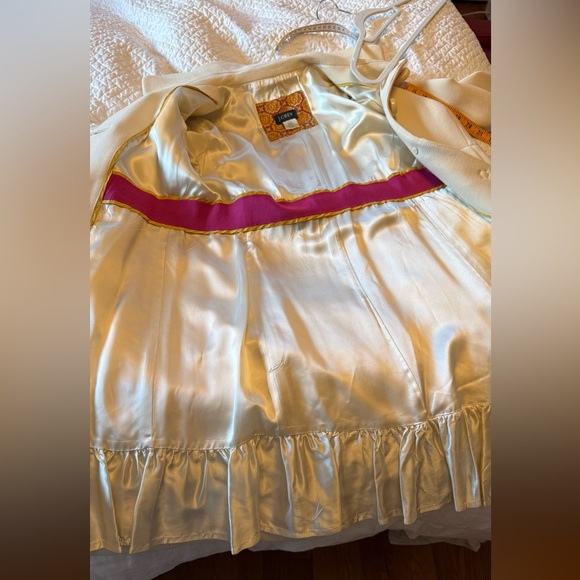 J Crew Vintage Wool Cream Coat Size 10 - Picture 5 of 6